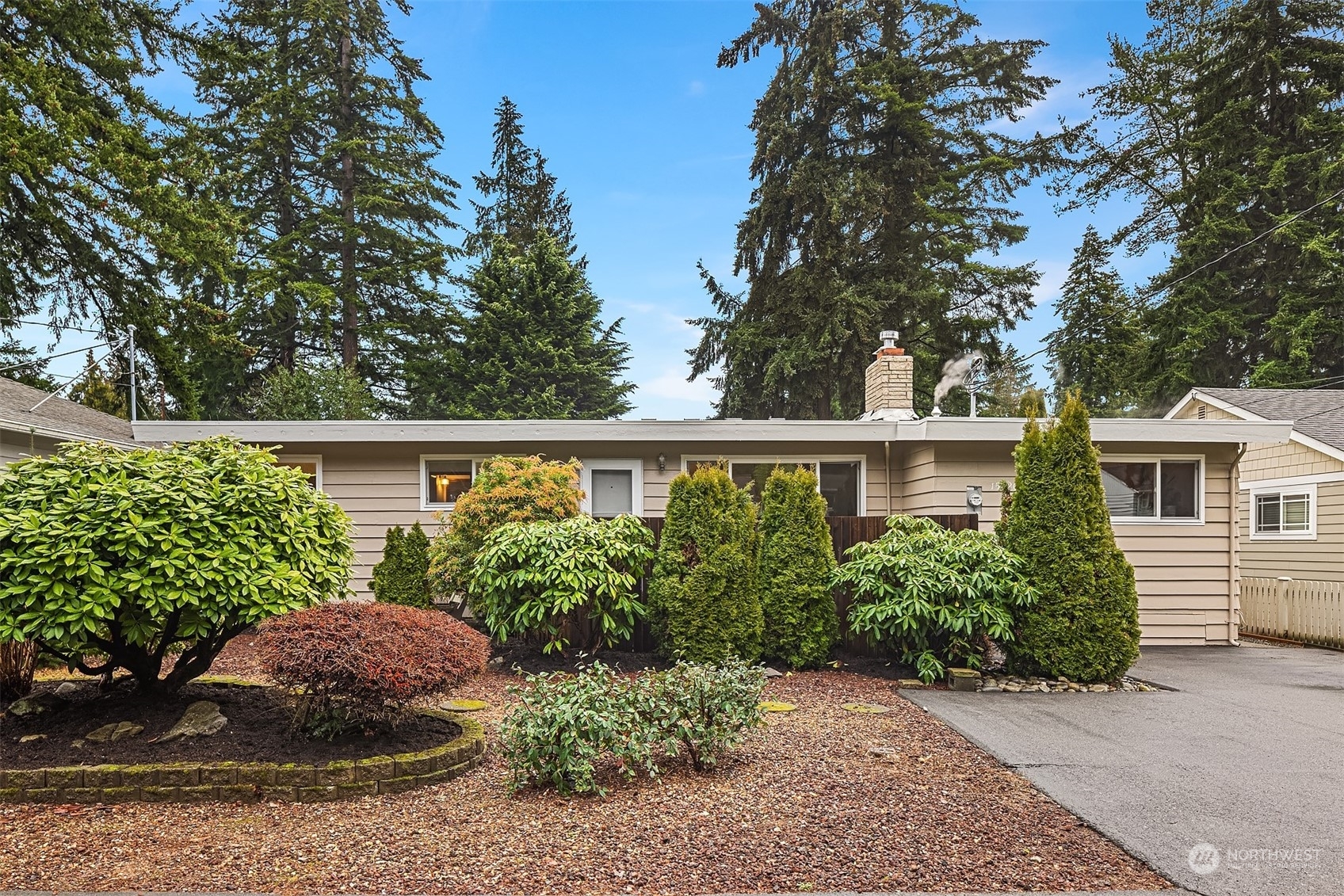 Property Photo:  15726 Wallingford Avenue N  WA 98133 