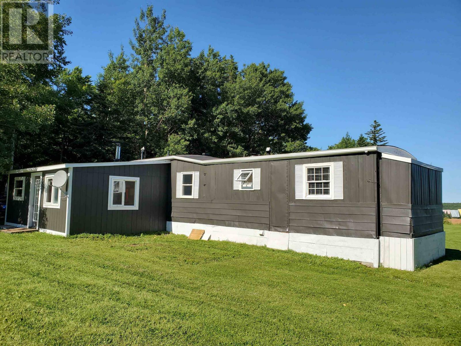 Property Photo: 858 Darlington Road PE C0A1Y0