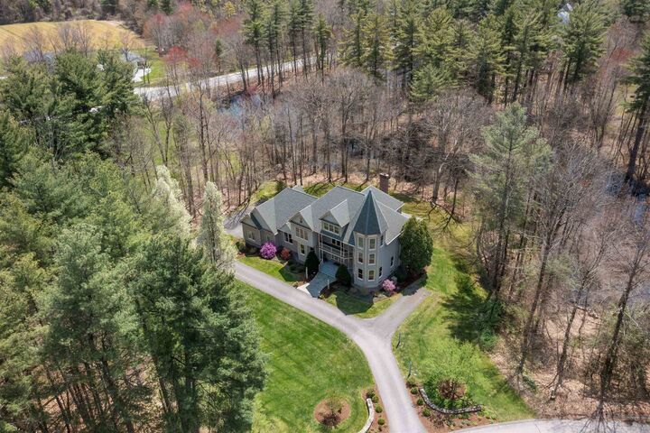 Property Photo: 24 Baldwin Lane NH 03049