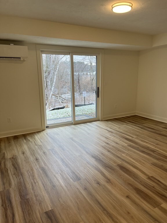 Property Photo: 168 Lowell St 7 MA 01887