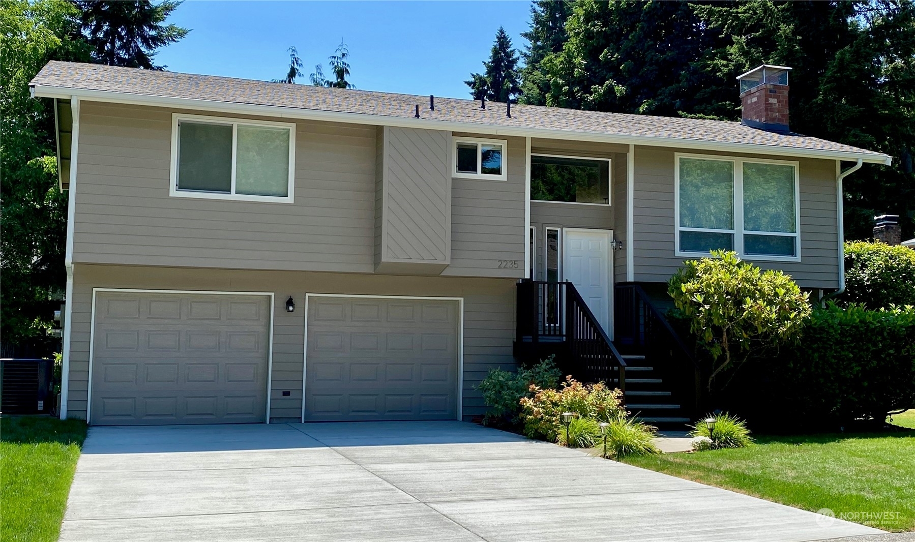 Property Photo: 2235 NE Ridgewood Street WA 98370