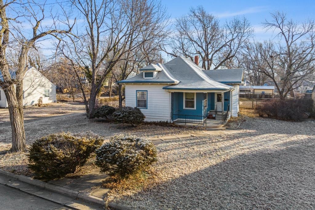 Property Photo:  510 N Duncan St  KS 67114 