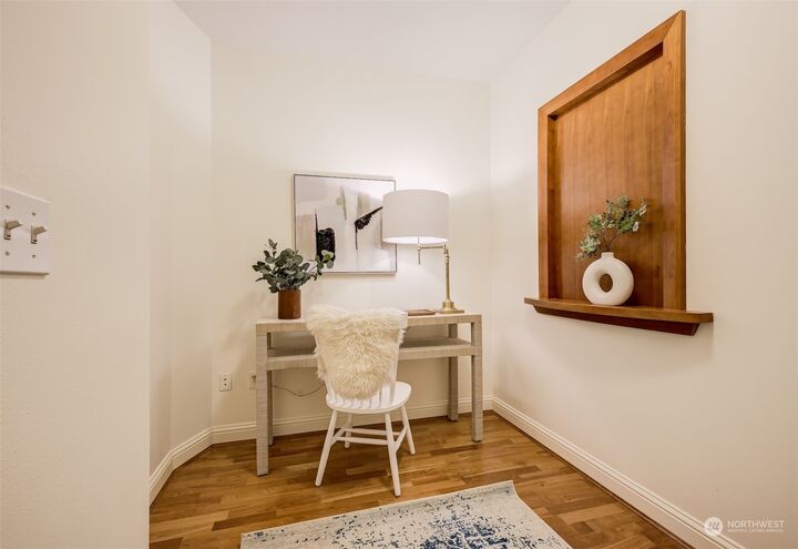 Property Photo:  18707 SE Newport Way 106  WA 98027 