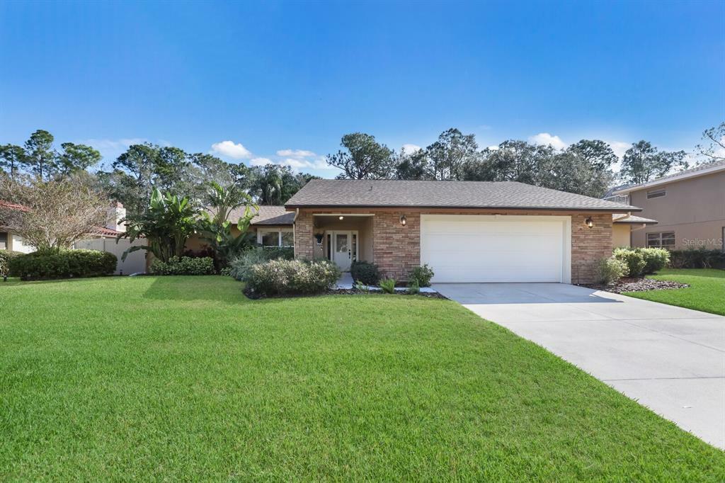 Property Photo:  8015 Conservatory Drive  FL 34243 