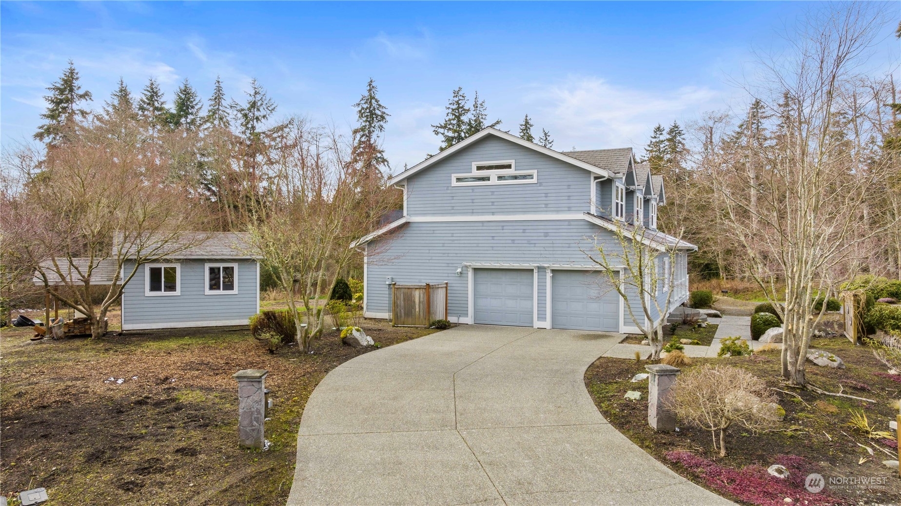Property Photo: 7601 NE Zachariasen Court WA 98340