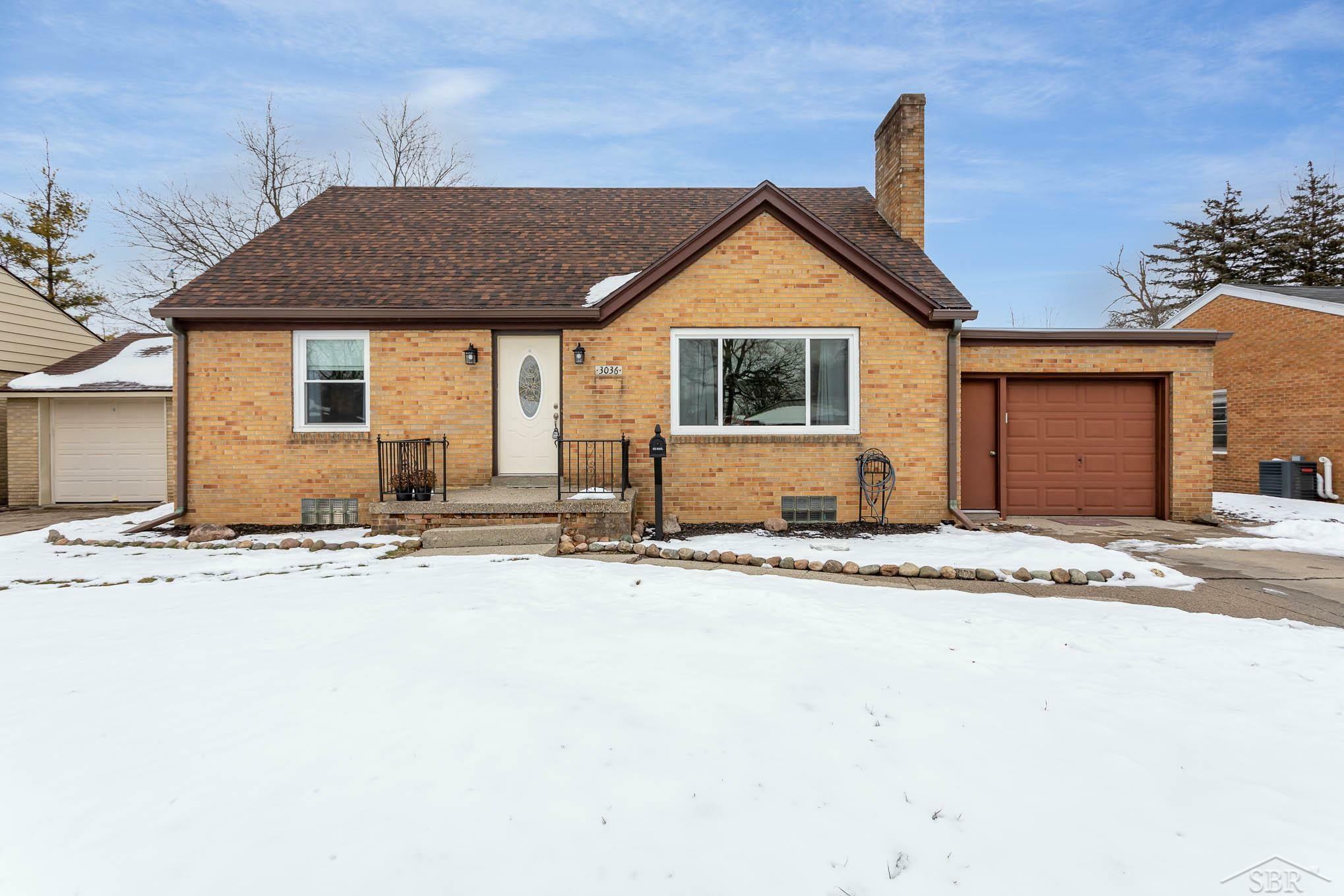 Property Photo:  3036 Adams Avenue  MI 48602 