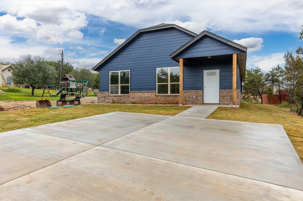 Property Photo:  824 Arkansas River Drive  TX 76048 