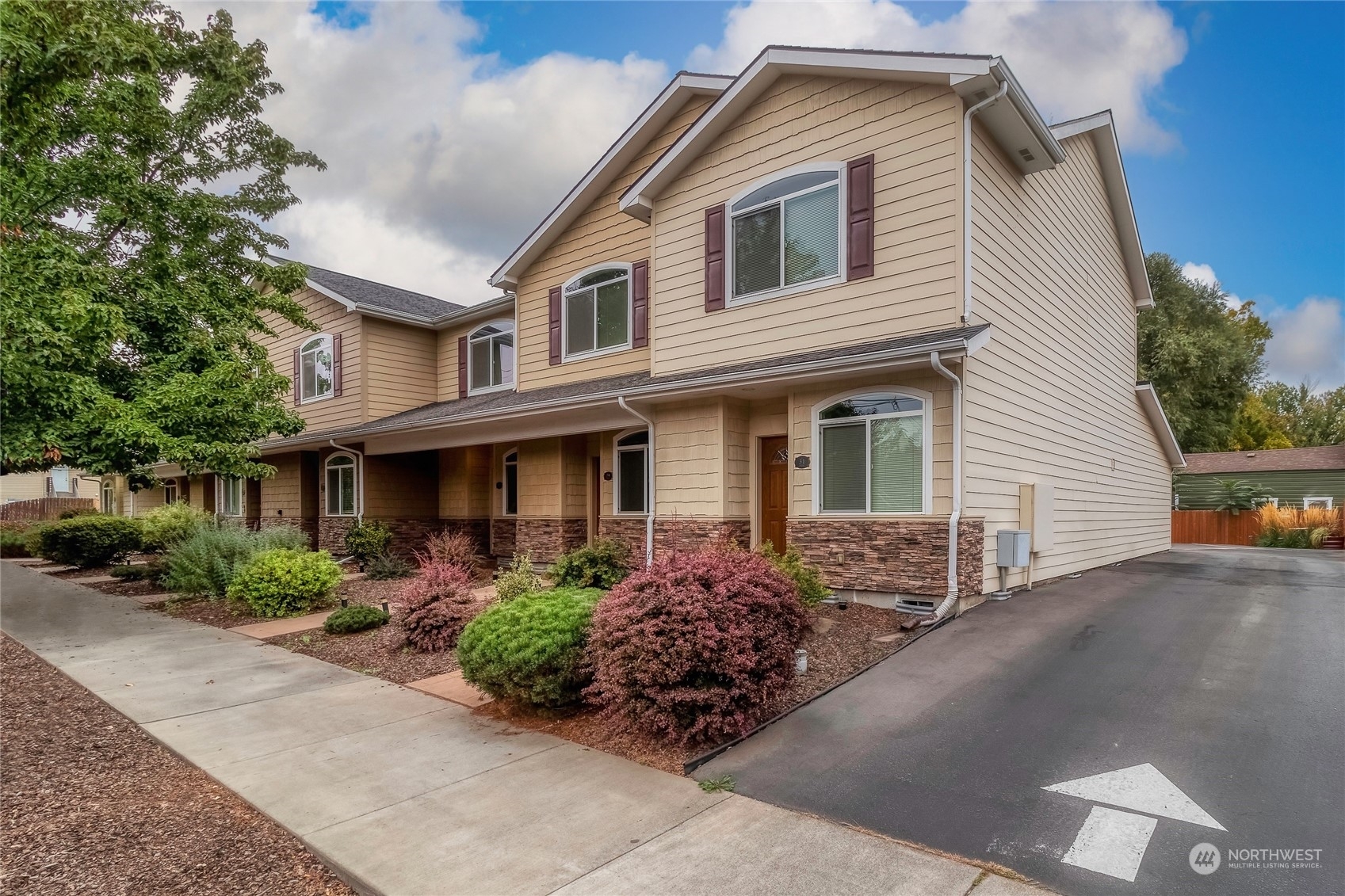 Property Photo:  19 Eagan Street  WA 99362 