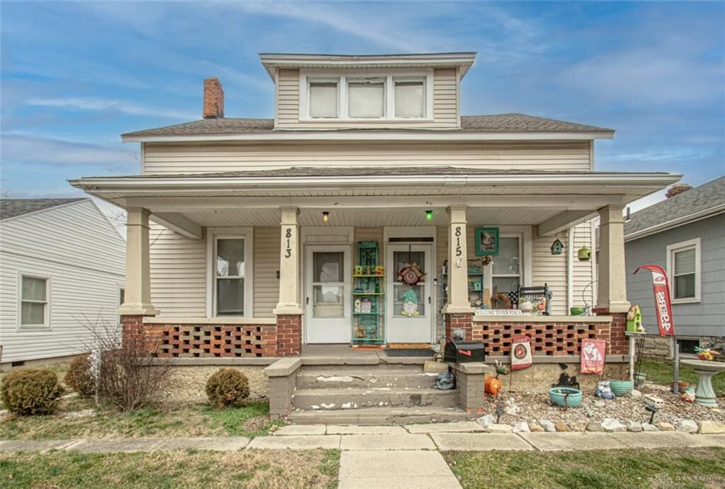 Property Photo: 813-815 E Maple Avenue OH 45342