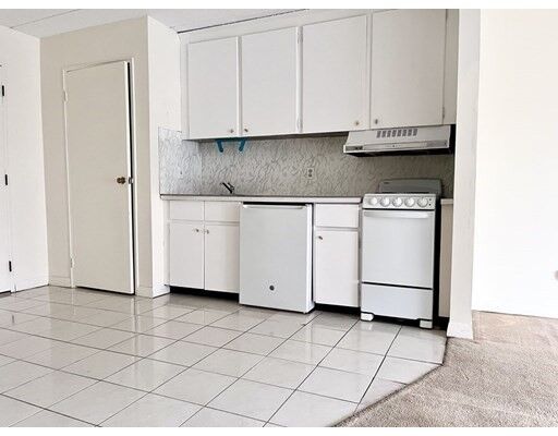 Property Photo: 40 Cochituate Rd 28 MA 01701