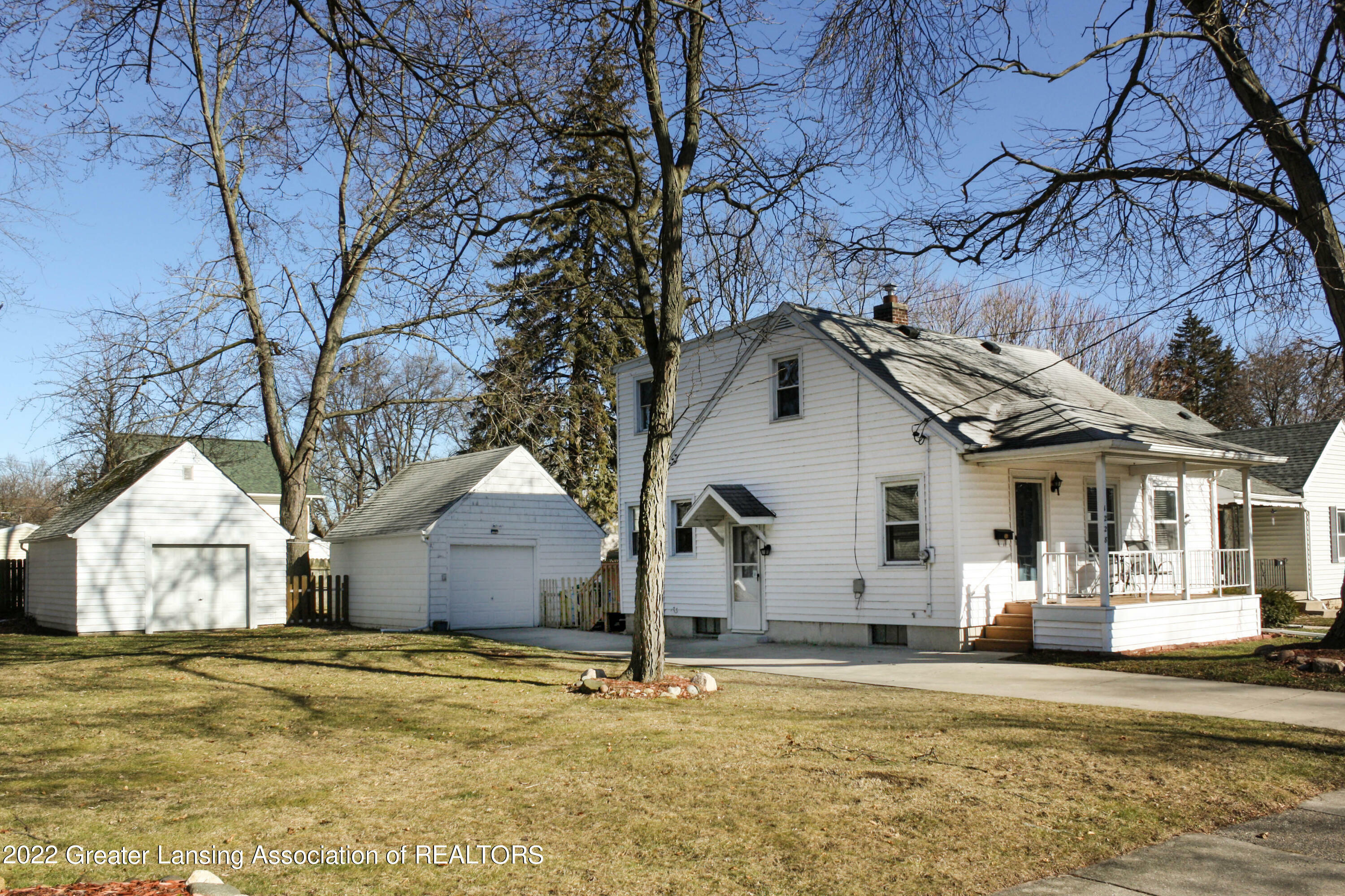 Property Photo:  1228 Berten Street  MI 48910 