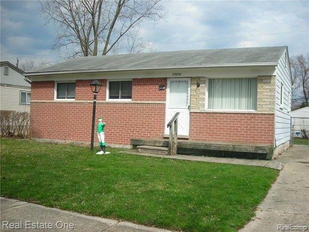 23050 N Albion Avenue  Farmington Hills MI 48336 photo