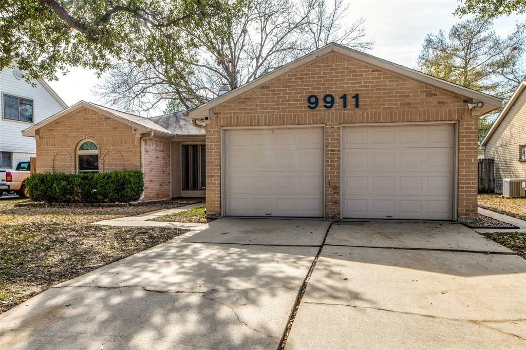 Property Photo:  9911 Crescent Moon Drive  TX 77064 