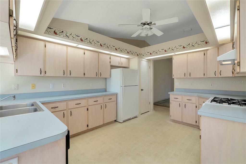 Property Photo:  6634 Borg Street  FL 34748 