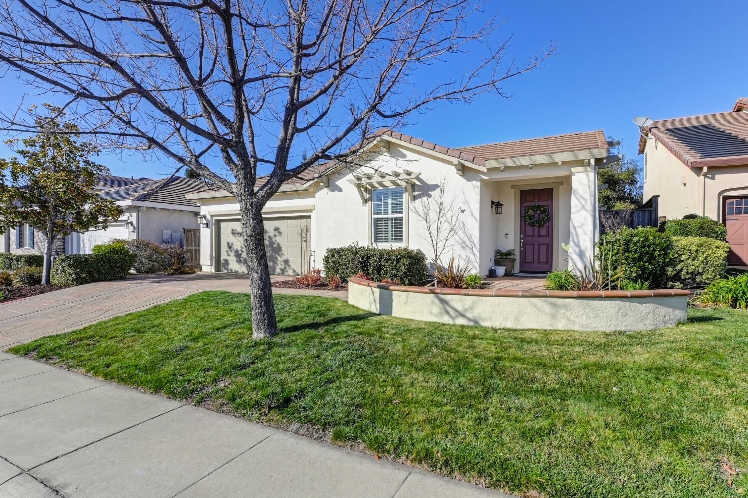 Property Photo: 1683 Abilene Circle CA 95765