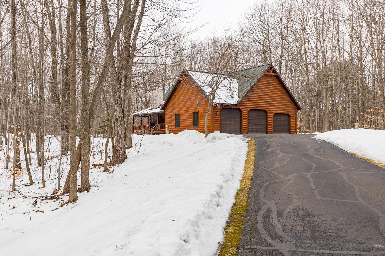 Property Photo:  4148 Timberline Circle  WI 54154 