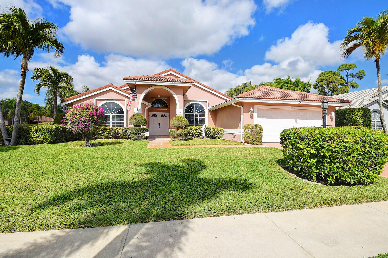 Property Photo:  5745 Aspen Ridge Court  FL 33484 