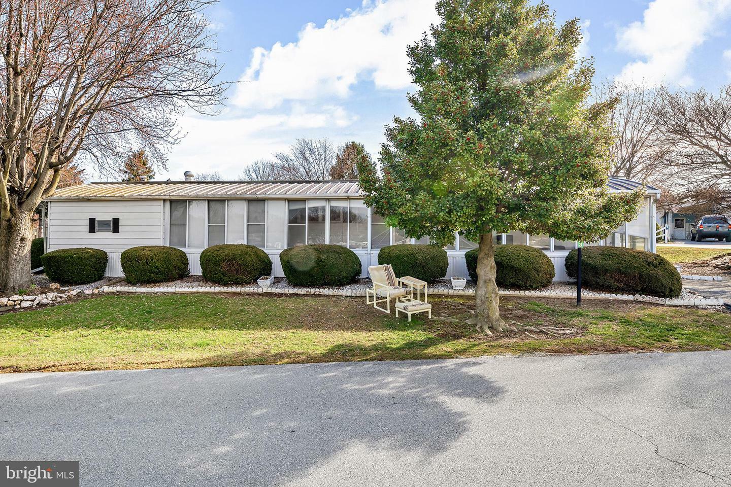 Property Photo:  803 Lake Circle  PA 17347 