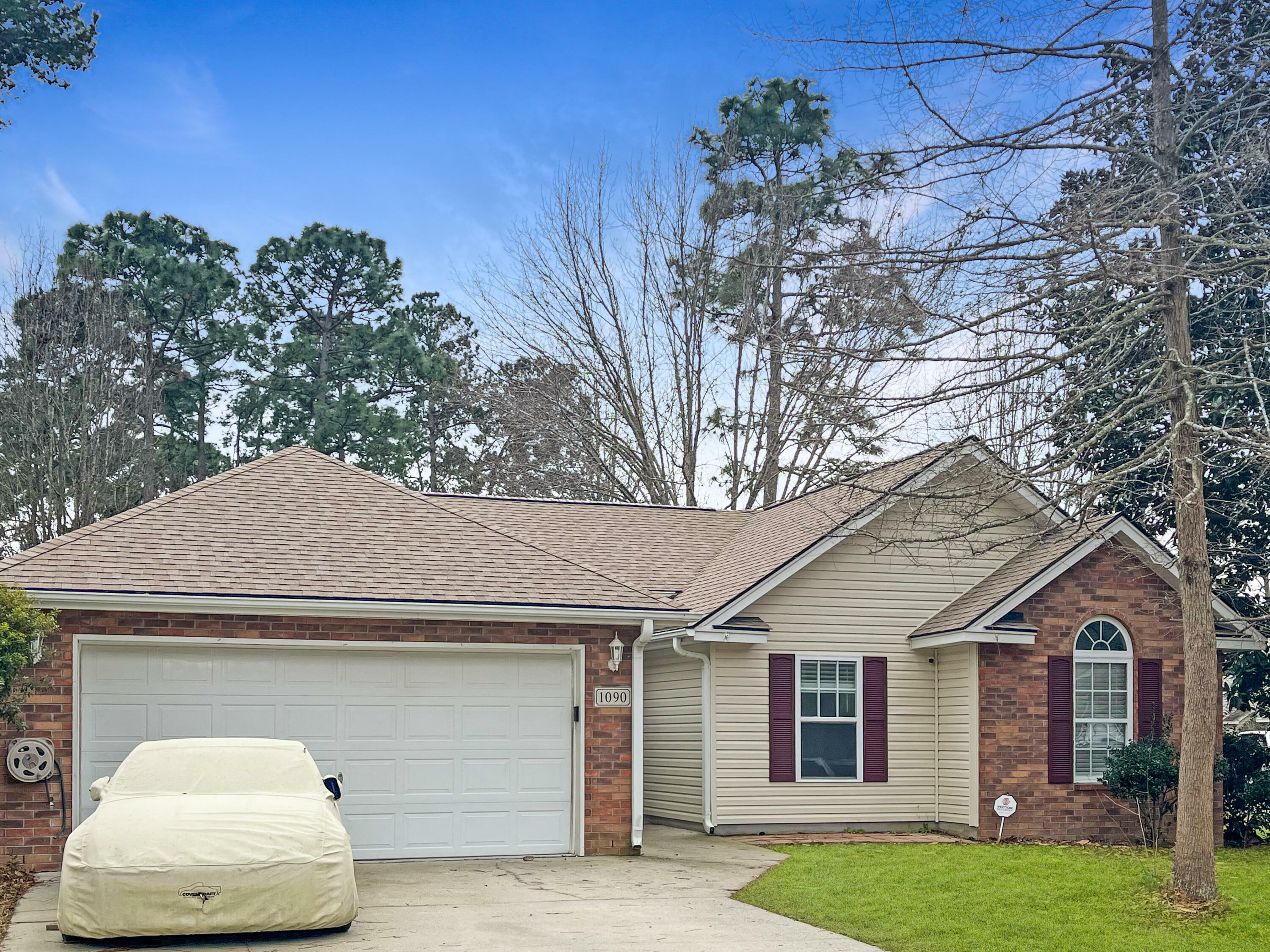 Property Photo:  1090 Cobblestone Boulevard  SC 29486 