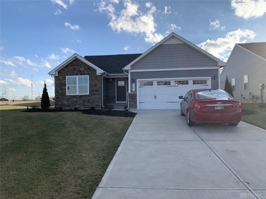 Property Photo: 6641 Roycroft Drive OH 45042