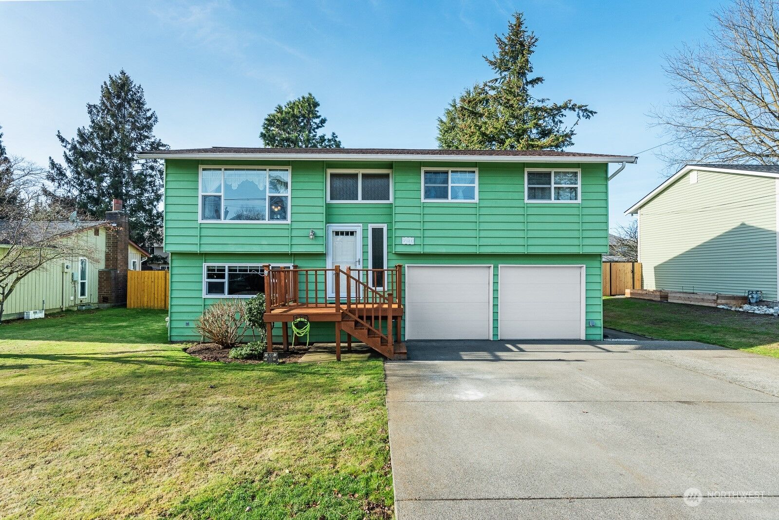 Property Photo:  7121 Brent Lane  WA 98264 