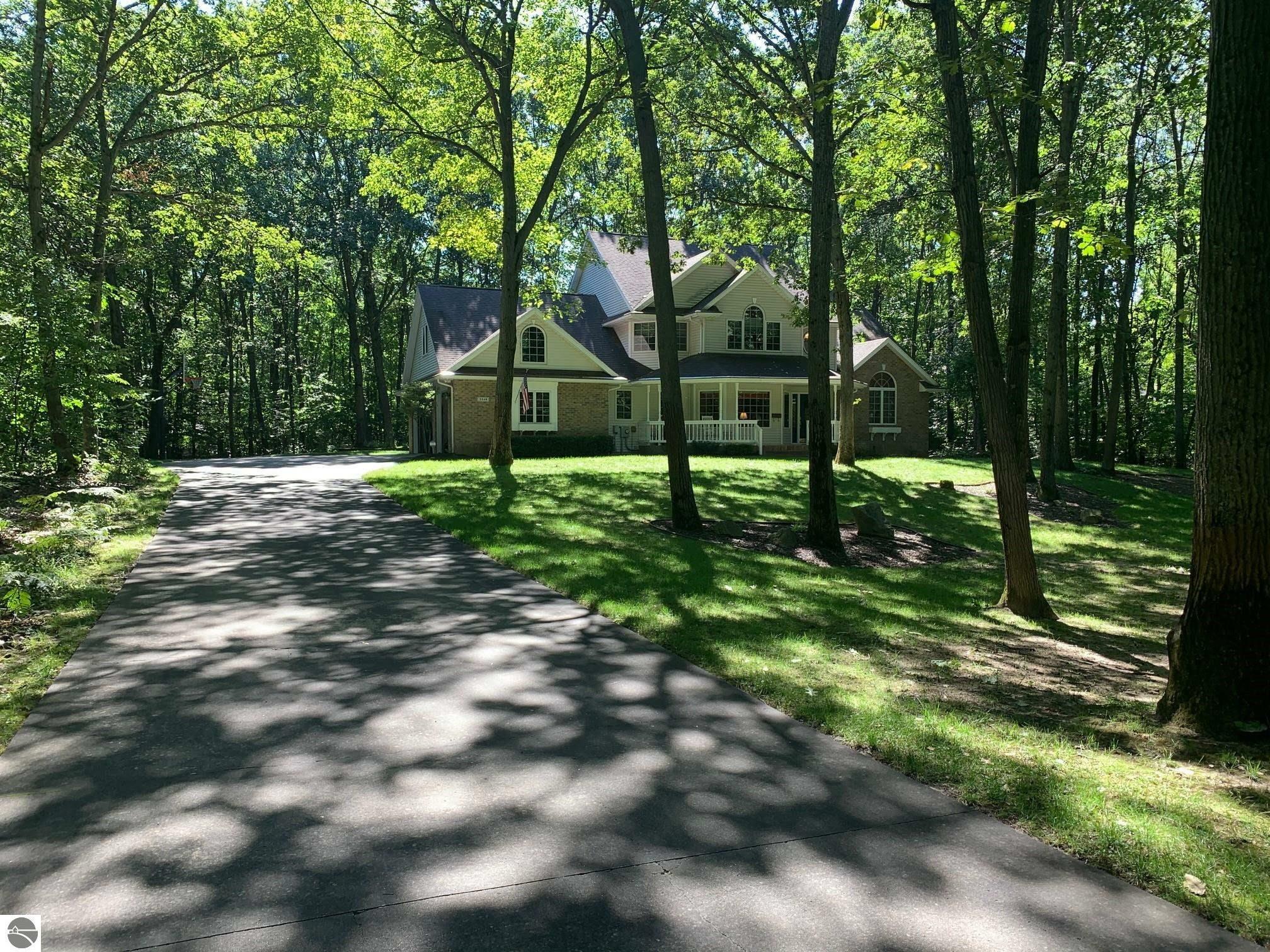 Property Photo:  3349 Saratoga Springs Drive  MI 48858 