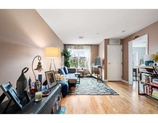 Property Photo: 30 Franklin St 308 MA 02148