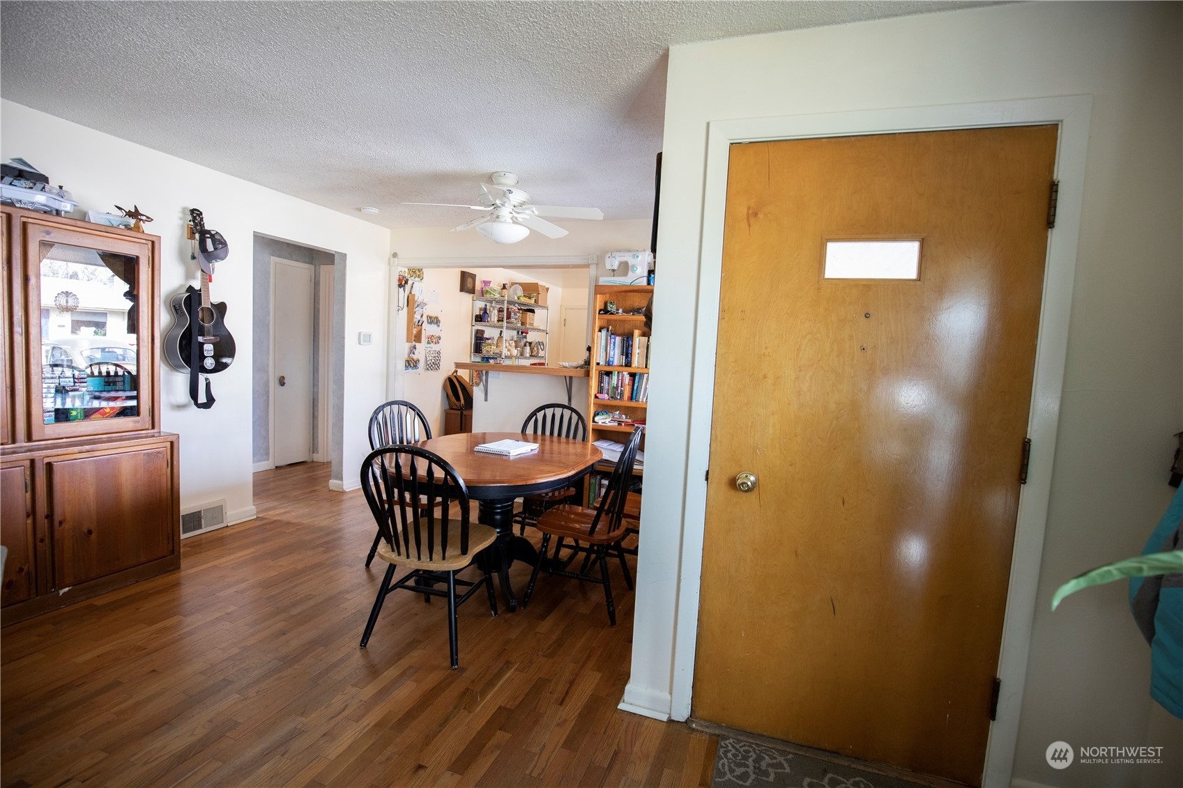 Property Photo:  1215 Columbine Street  WA 98801 