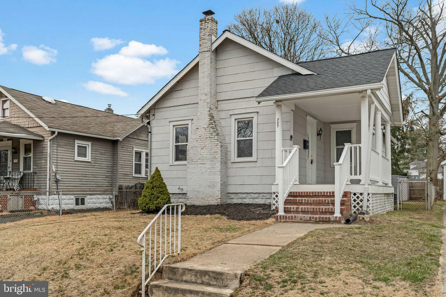 Property Photo:  727 Willitts Avenue  NJ 08106 