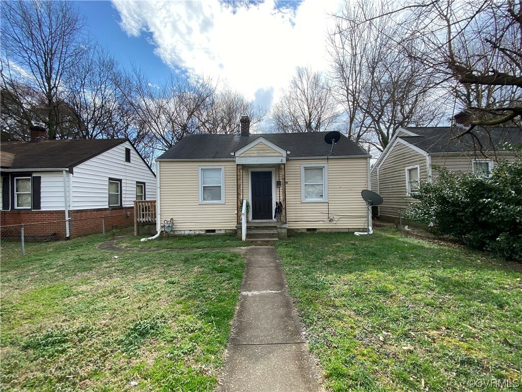 Property Photo:  1822 Keswick Avenue  VA 23224 