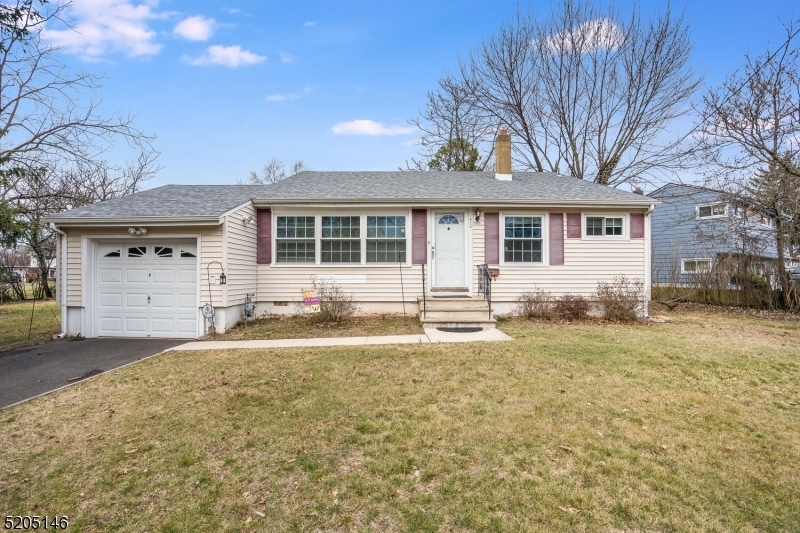 Property Photo:  424 Franklin Blvd  NJ 08873 