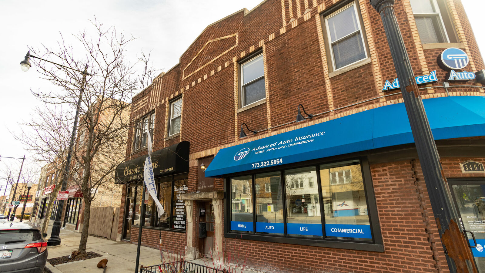 Property Photo:  3457 W Irving Park Road 2  IL 60618 