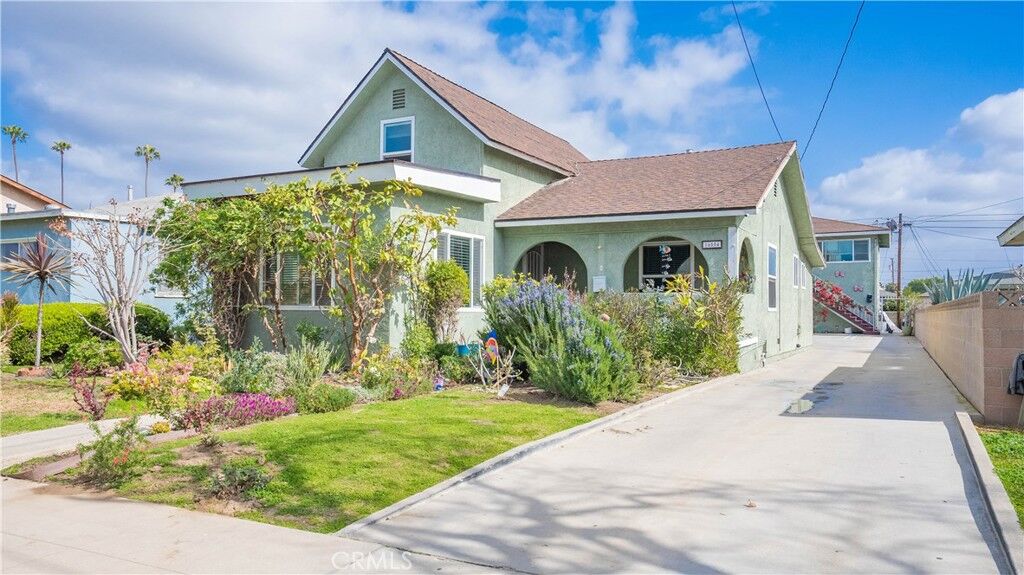 Property Photo:  16504 Halldale Avenue A  CA 90247 