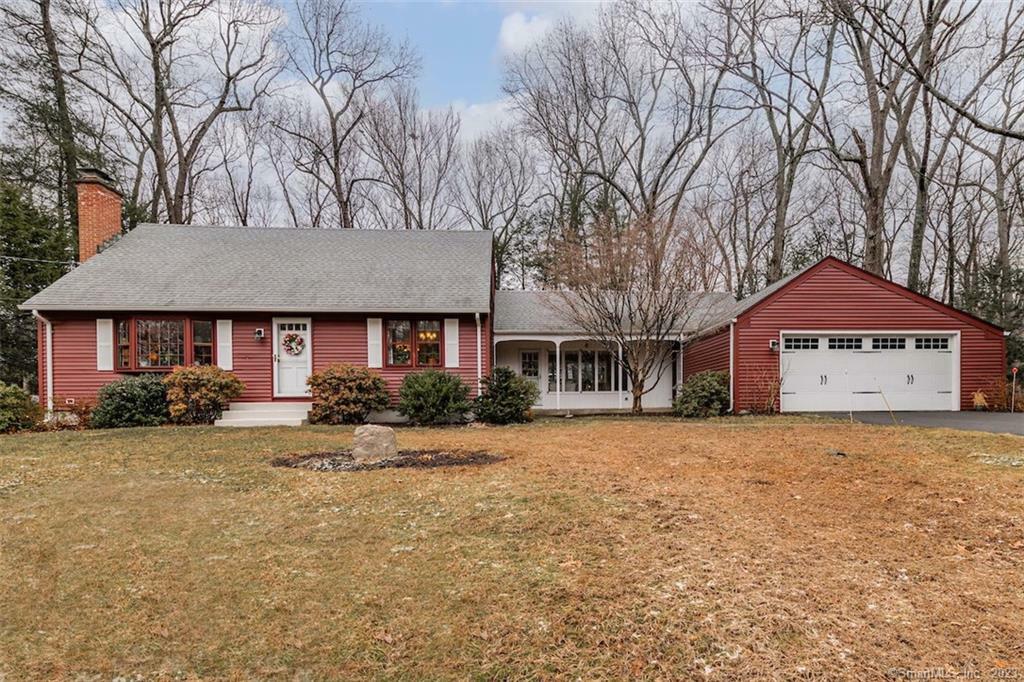 Property Photo:  28 Sunnyridge Road  CT 06001 