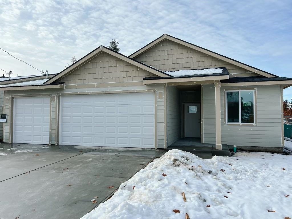 Property Photo: 3809 N Locust Rd WA 99212