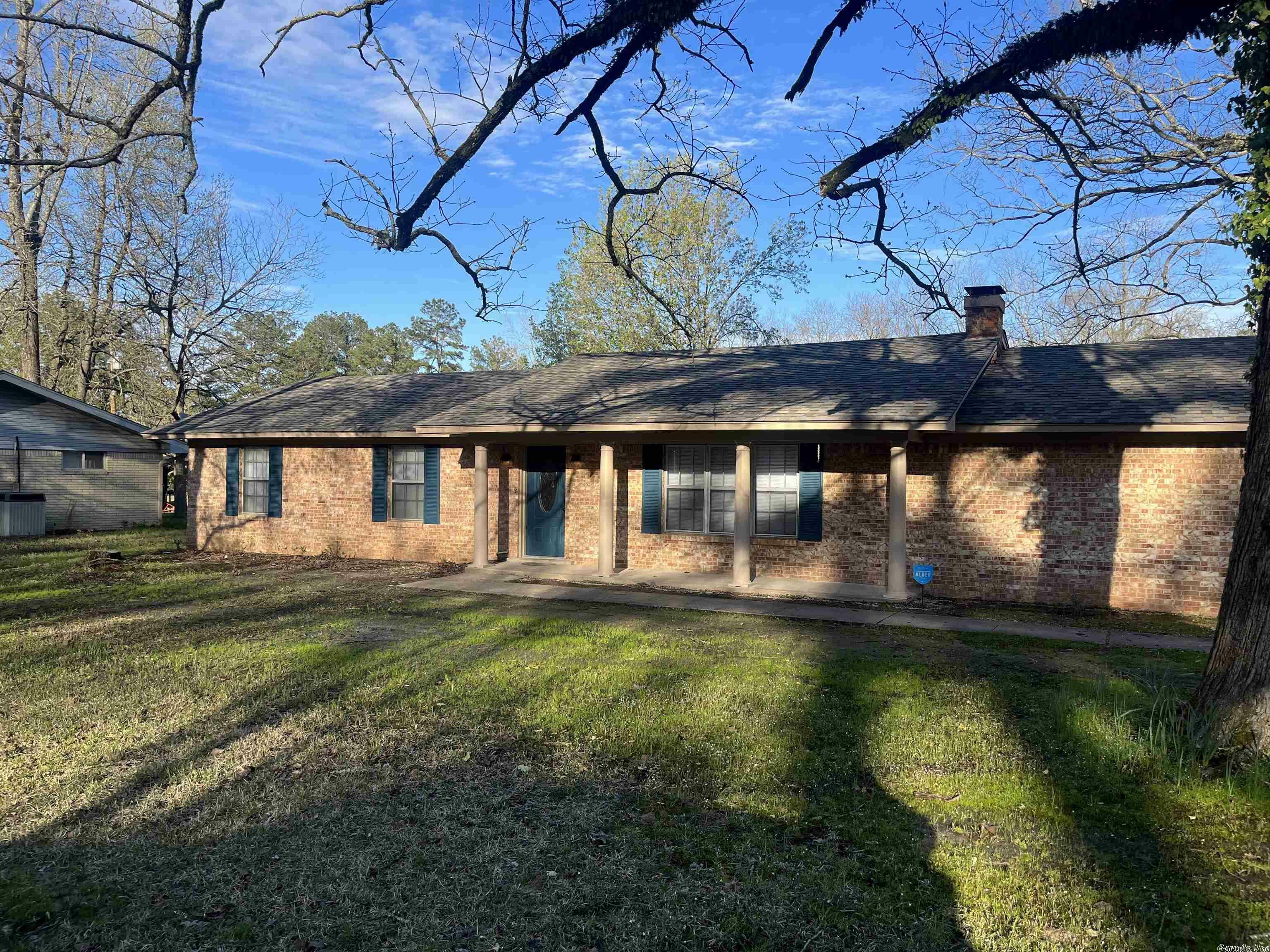 Property Photo:  3715 W Lake Drive  AR 71603 