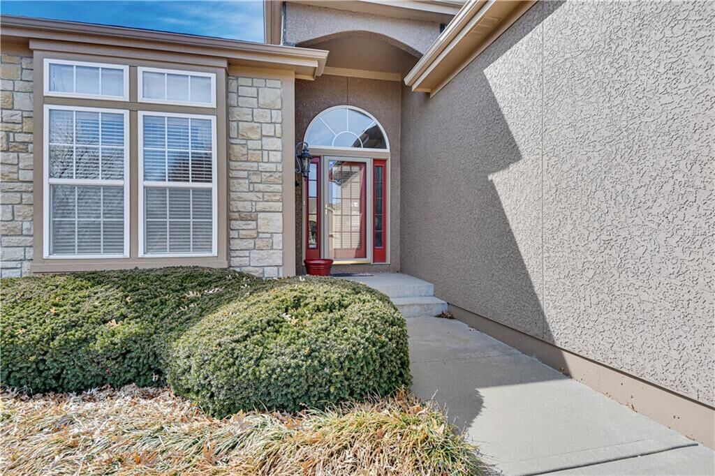 Property Photo: 7301 W 156 Street KS 66223