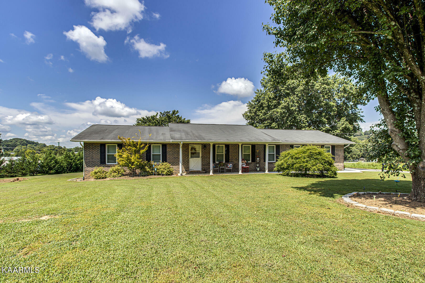 Property Photo:  224 Northview Drive  TN 37771 