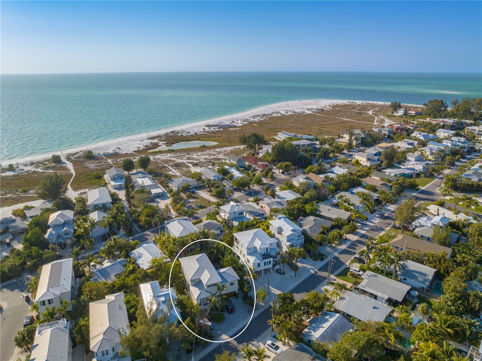 Property Photo: 753 Jacaranda Road FL 34216