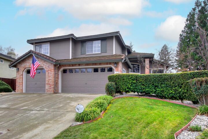 121 Keller Circle  Folsom CA 95630 photo