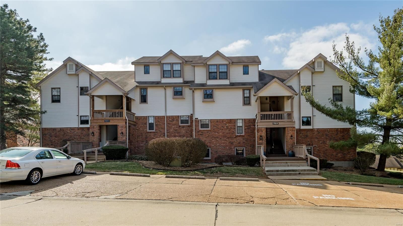 Property Photo:  7014 Green Tee Court A  MO 63129 