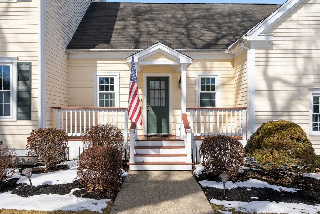 Property Photo: 7 Heather Dr MA 02186