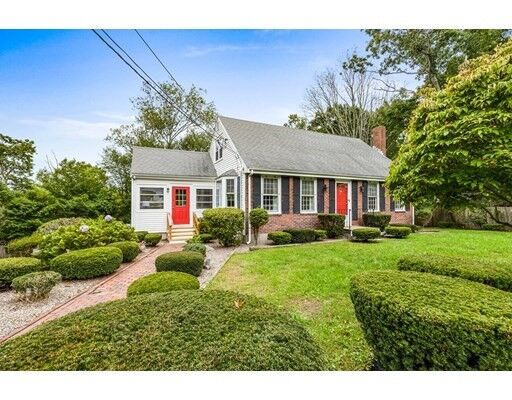 Property Photo:  2 Old Colony Way  MA 02066 
