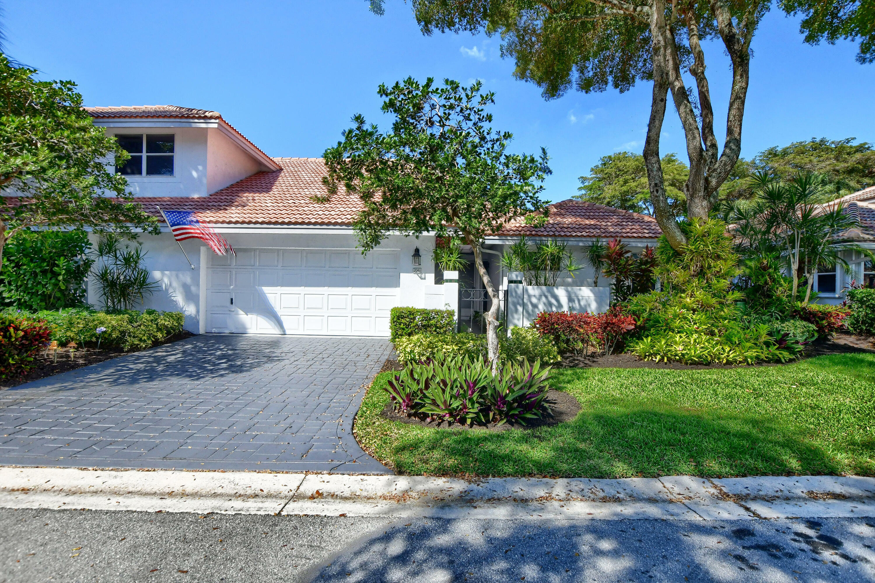 Property Photo: 2061 NW 52nd Street FL 33496