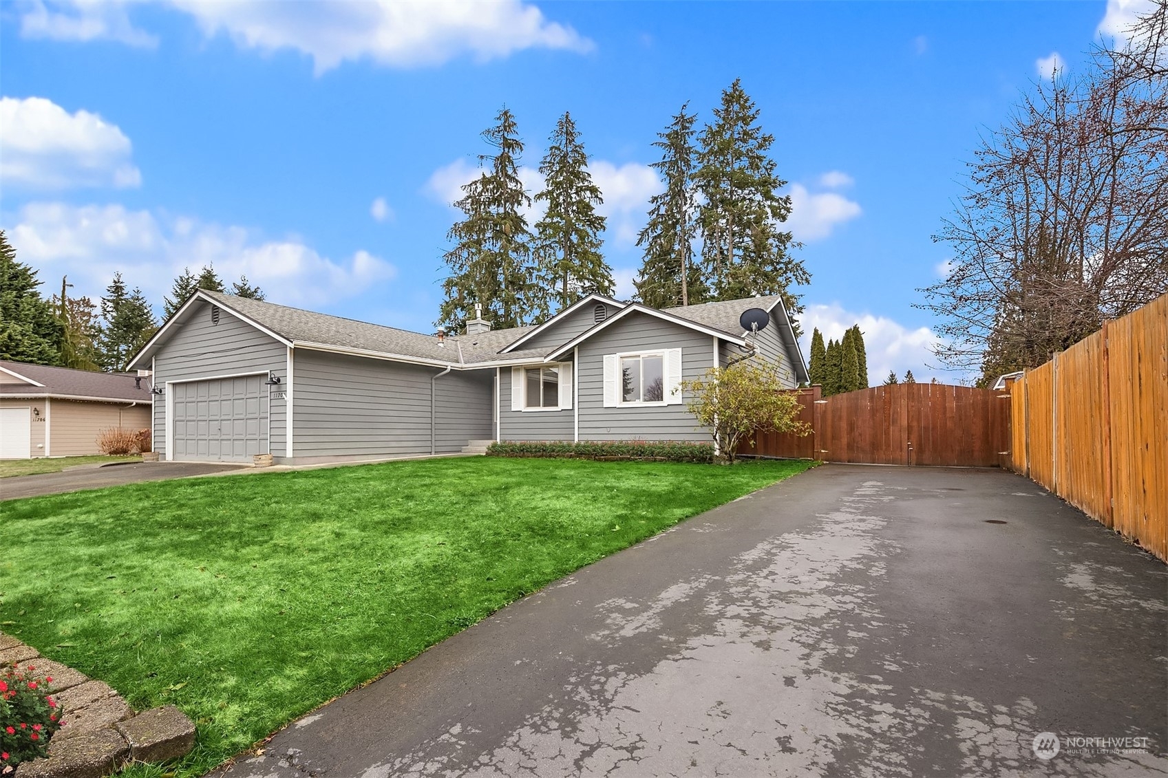 Property Photo:  11704 30th Street NE  WA 98258 