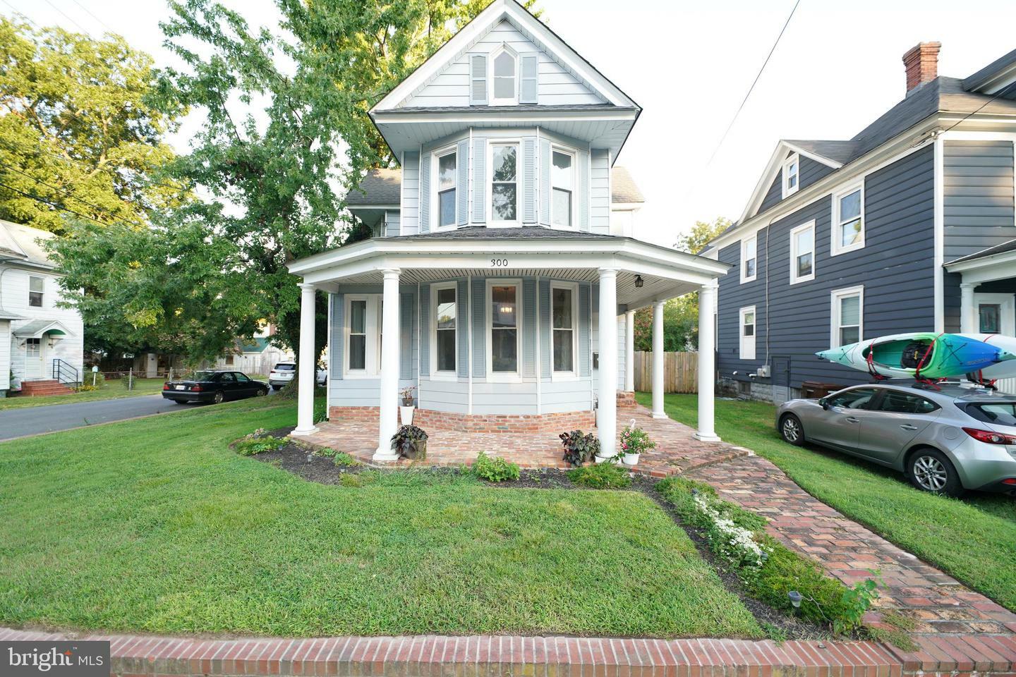 Property Photo:  300 West End Ave  MD 21613 