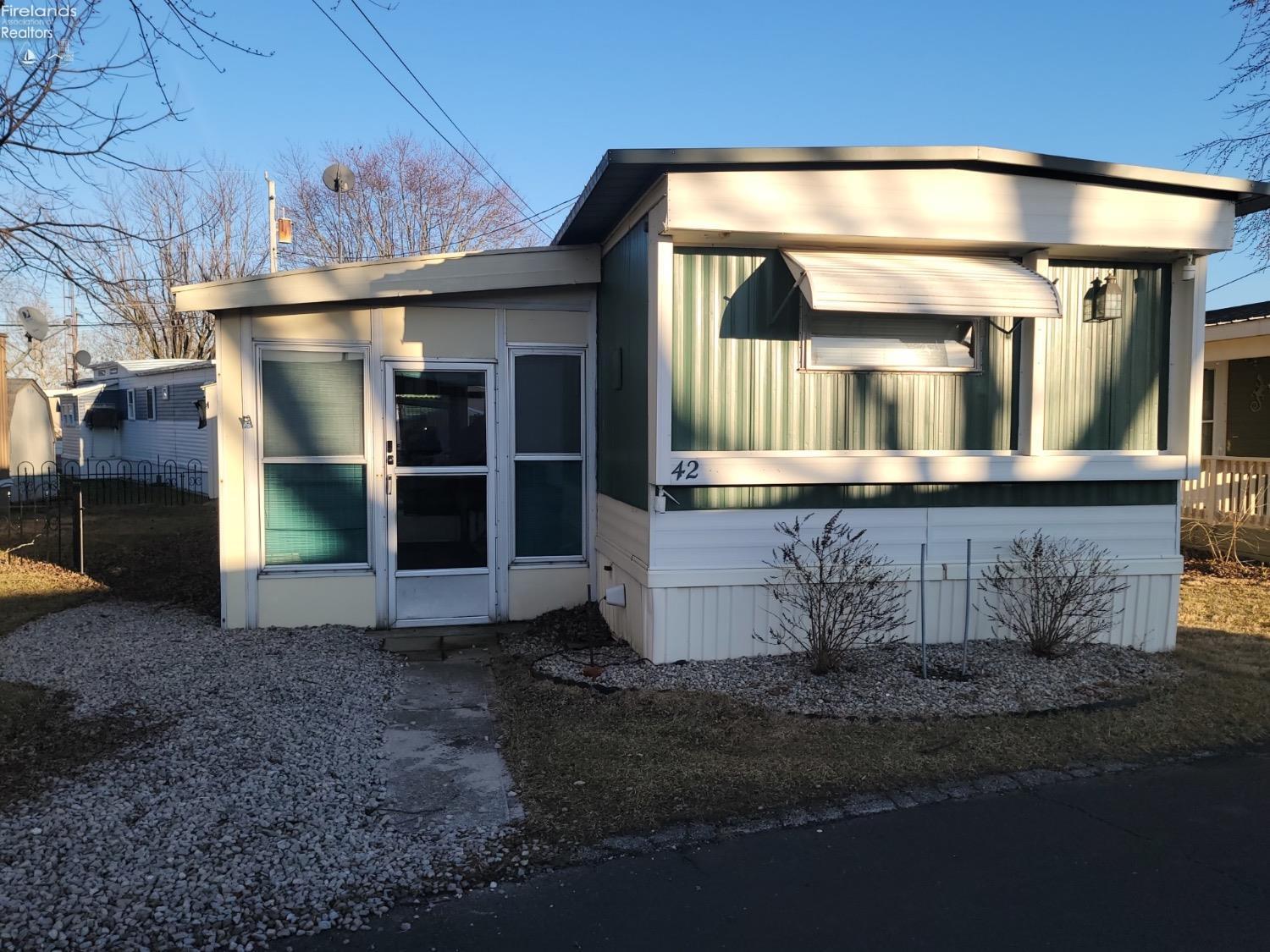 Property Photo: 999 N Buck Road 42 OH 43440