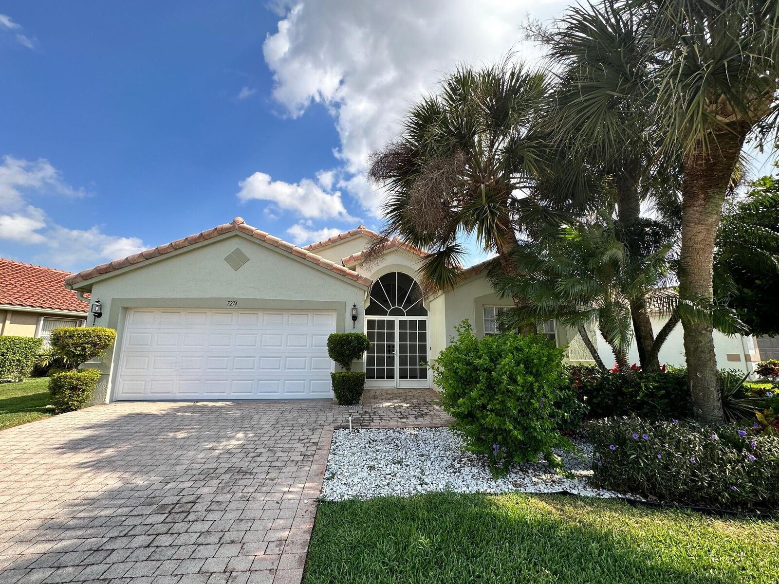 Property Photo:  7274 Haviland Circle  FL 33437 