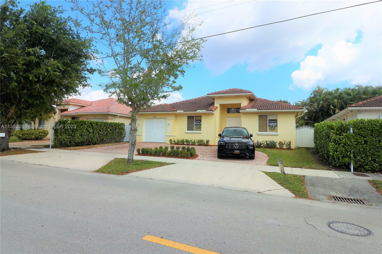 Property Photo:  2865 SW 139th Ave House  FL 33175 