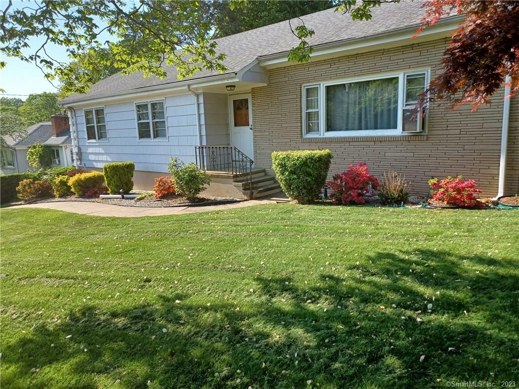 Property Photo: 259 4 Rod Road CT 06514